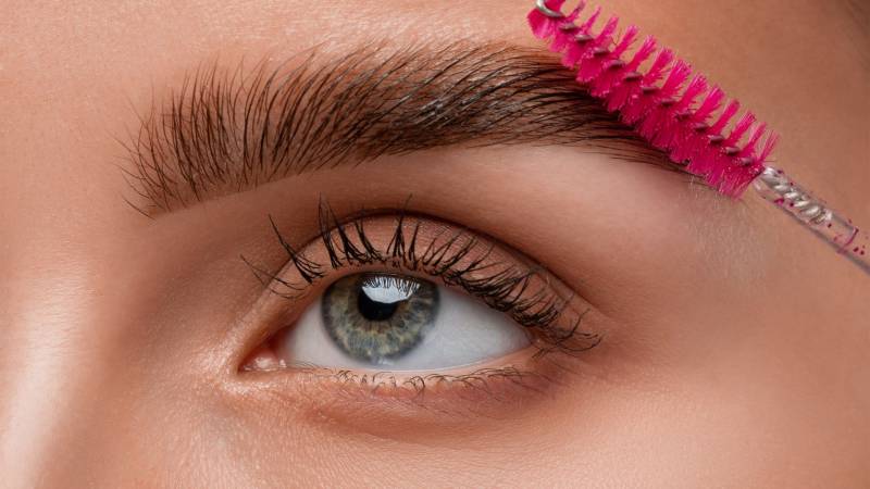 Formation d’apprentissage à la technique du Airbrush Brows à Lyon et Marseille