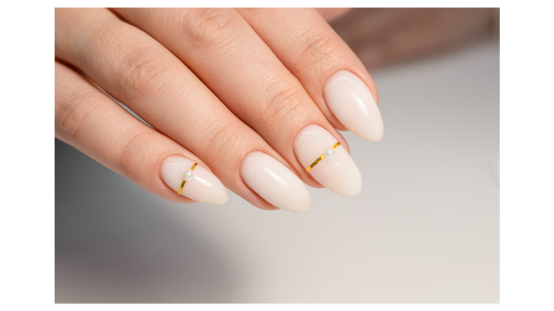 Formation experte complète prothésiste ongulaire : pose de vernis semi permanent, gel, chablon, pop it, capsule et bien d'autres techniques, à Lyon et Marseille