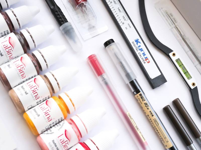 Kit de démarrage Maquillage permanent complet - Glamalips, Glameyes, Taches de rousseur, Microblading, Microshading, Scalpigmentation