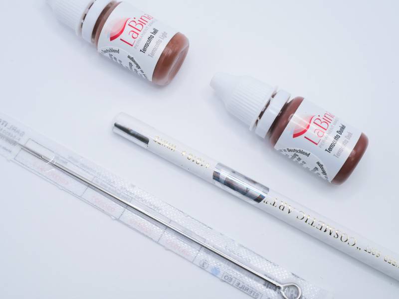 Kit complet dermopigmentation taches de rousseur, produits de qualité professionnelle à Lyon