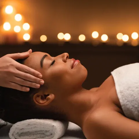 Formation en soin des cheveux et du cuir chevelu avec le Hair Spa / Head spa à Lyon